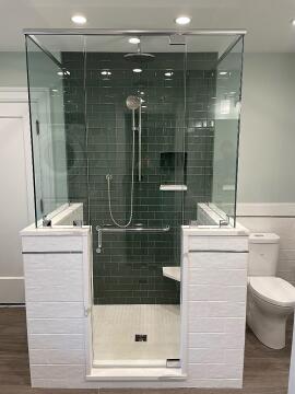 Beautiful custom glass shower enclosure, installed by Great Lakes Glass in Cleveland, Ohio